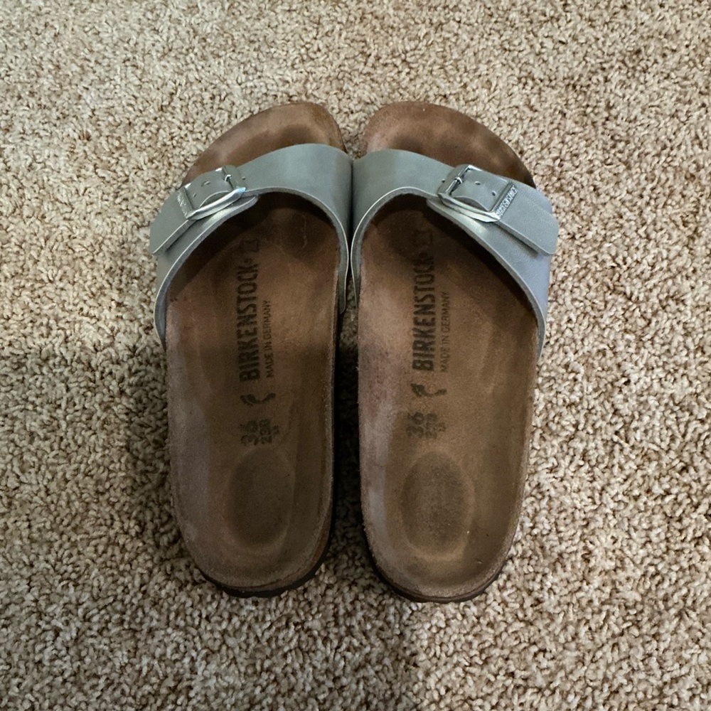 Birkenstock Metallic Silver Sandals - Picture 2 of 4